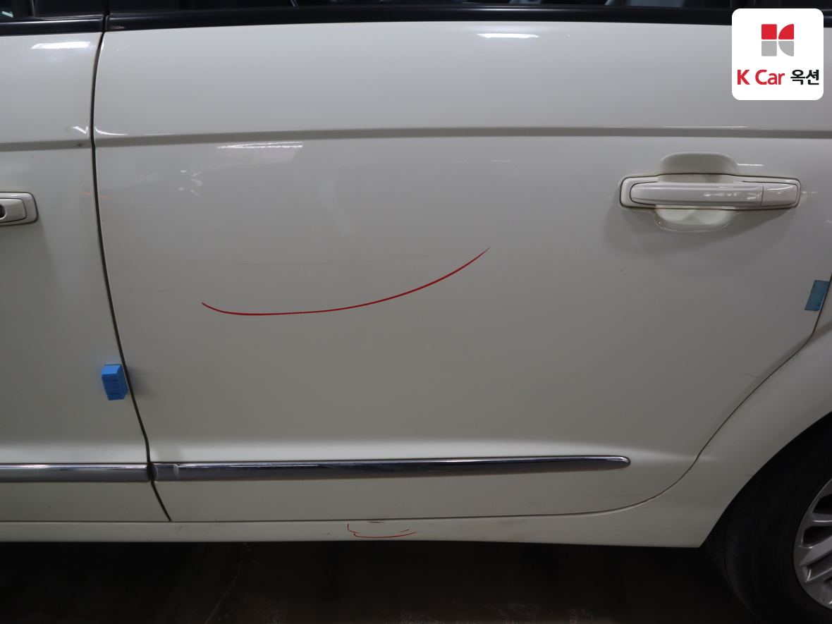 KG Mobility Korando Turismo 2014 - Image 43