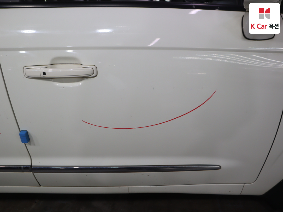 KG Mobility Korando Turismo 2014 - Image 48