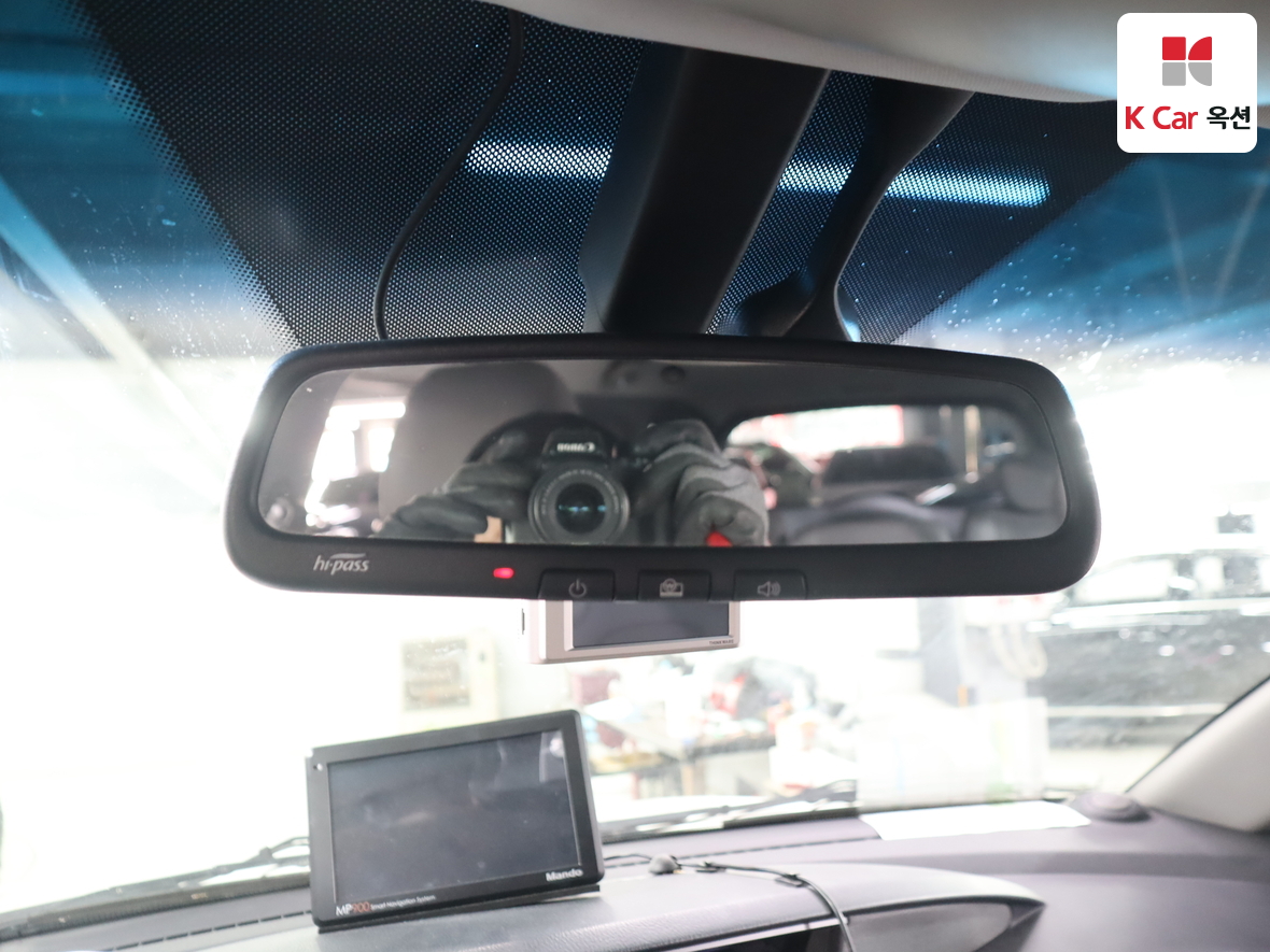 KG Mobility Korando Turismo 2014 - Image 13