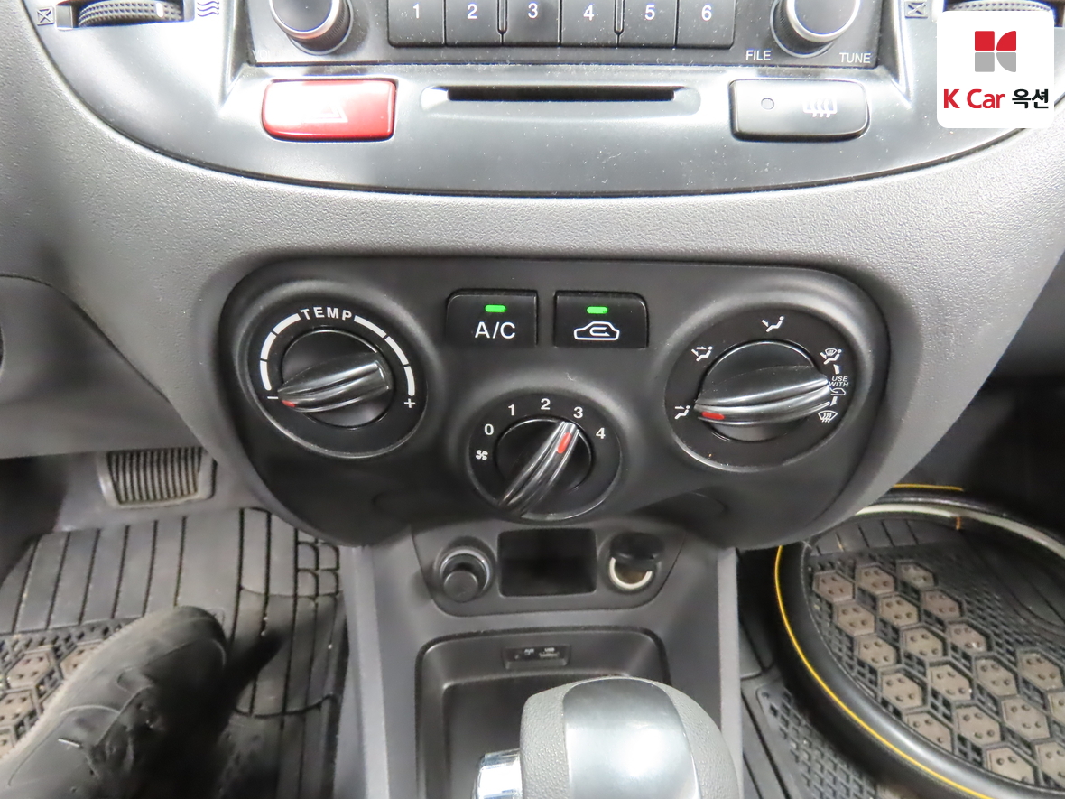 كيا برايد 2010 - صورة 15