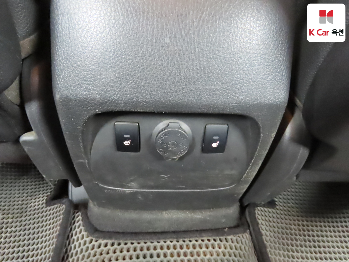 Kia Sorento 2012 - Image 24