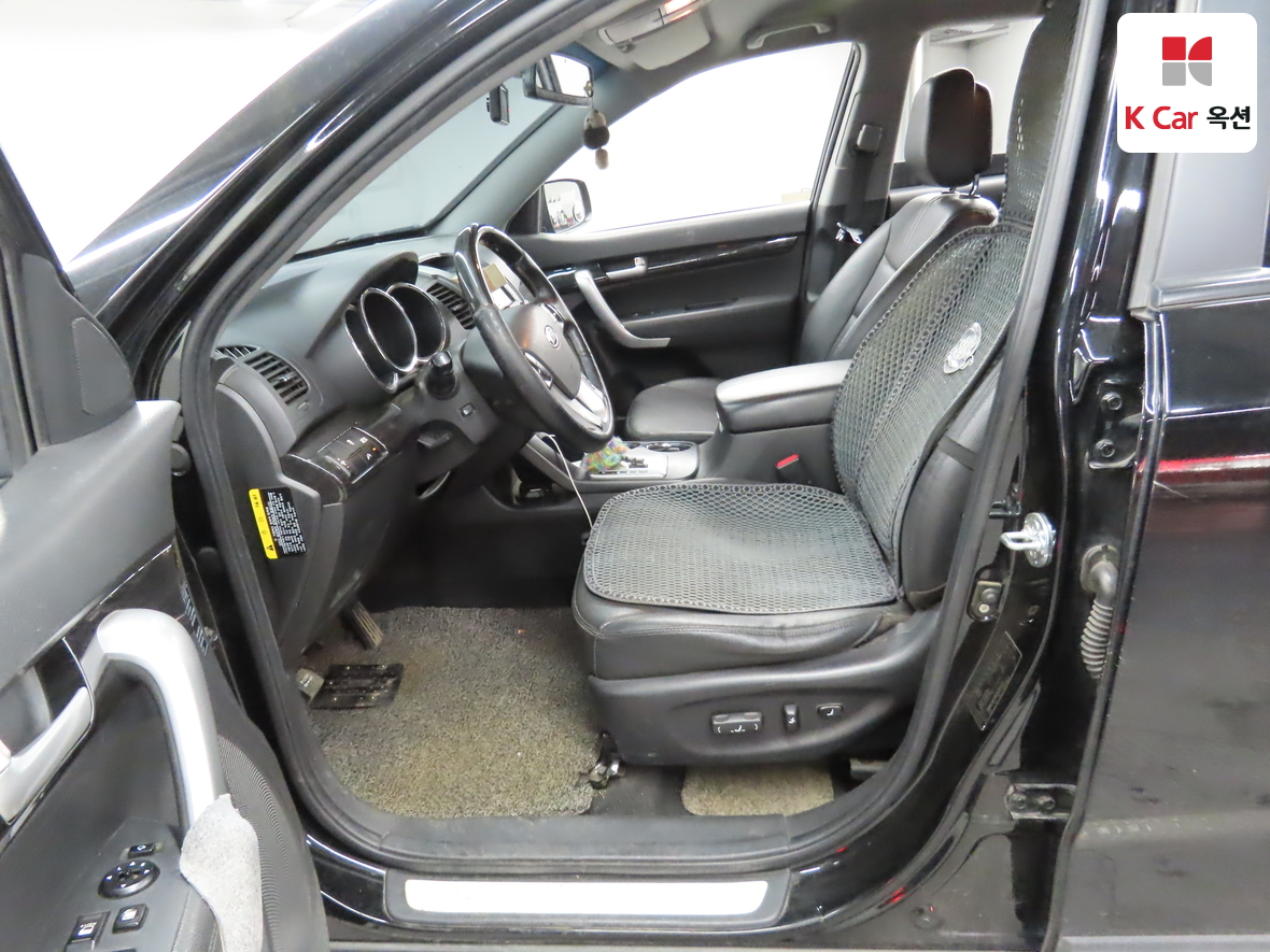 Kia Sorento 2012 - Image 18