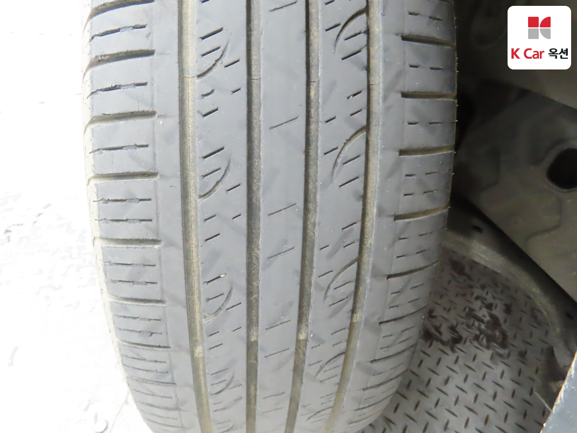 Kia Sorento 2012 - Image 33