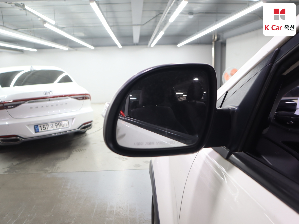 سانج يونج كوراندو C 2013 - صورة 22