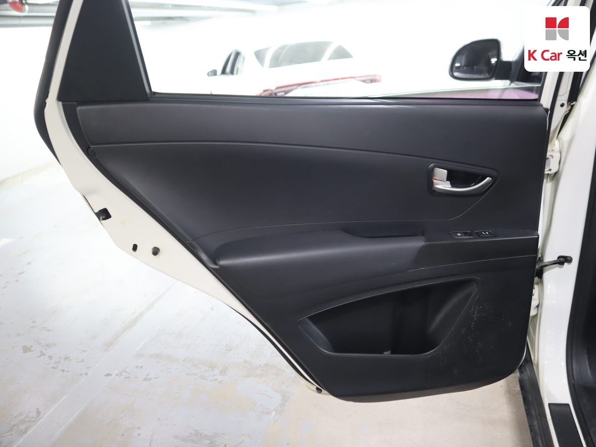 سانج يونج كوراندو C 2013 - صورة 23