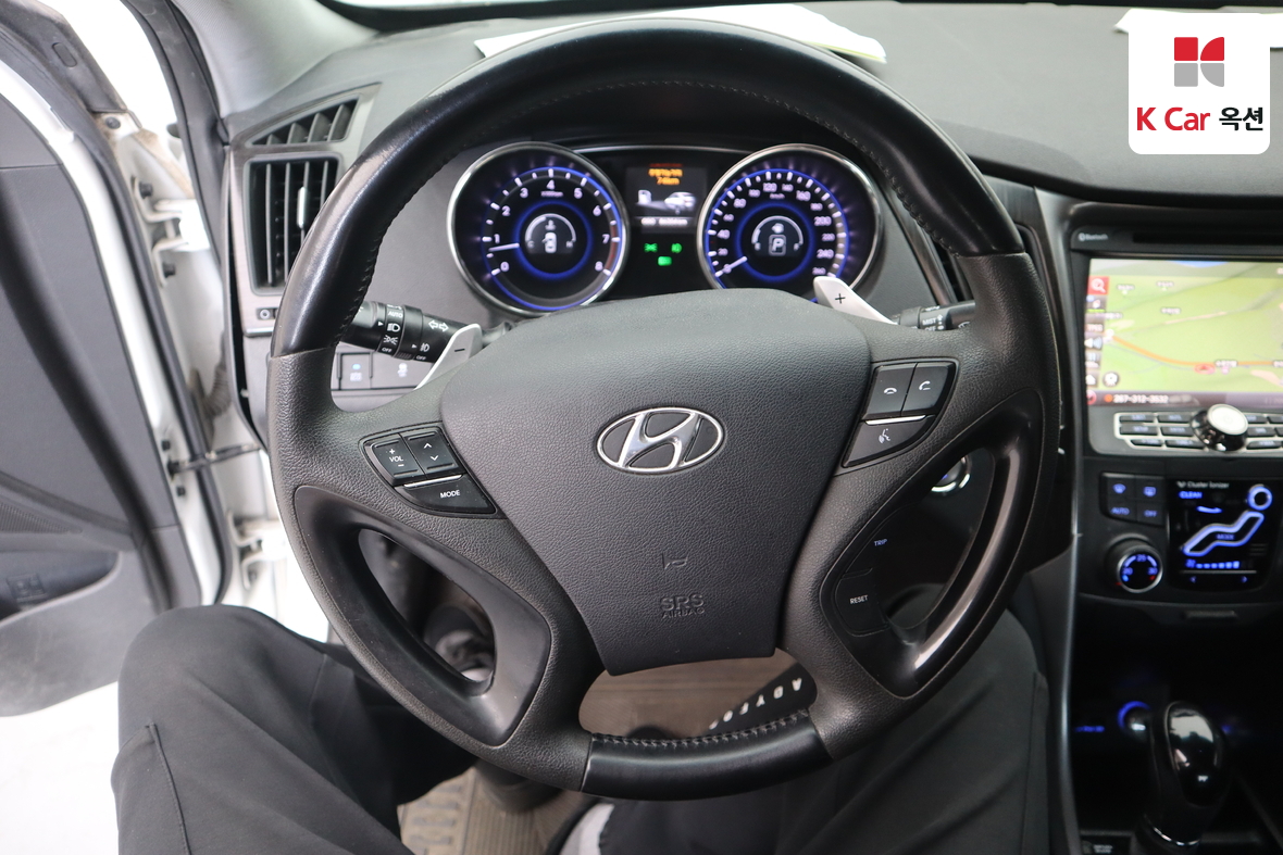 هيونداي سوناتا 2012 - صورة 10