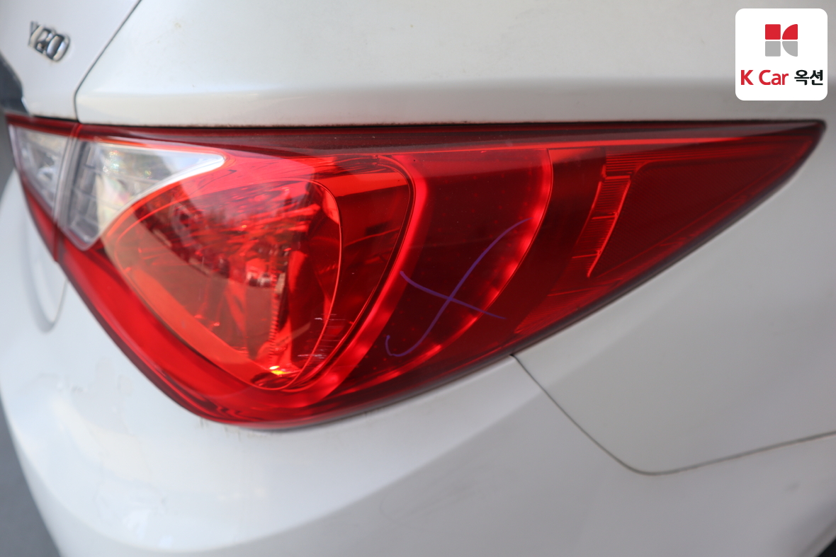 هيونداي سوناتا 2012 - صورة 33