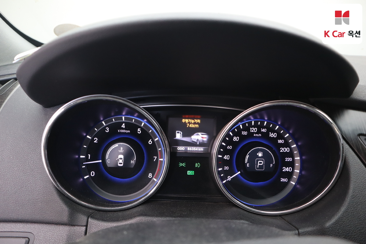 هيونداي سوناتا 2012 - صورة 5