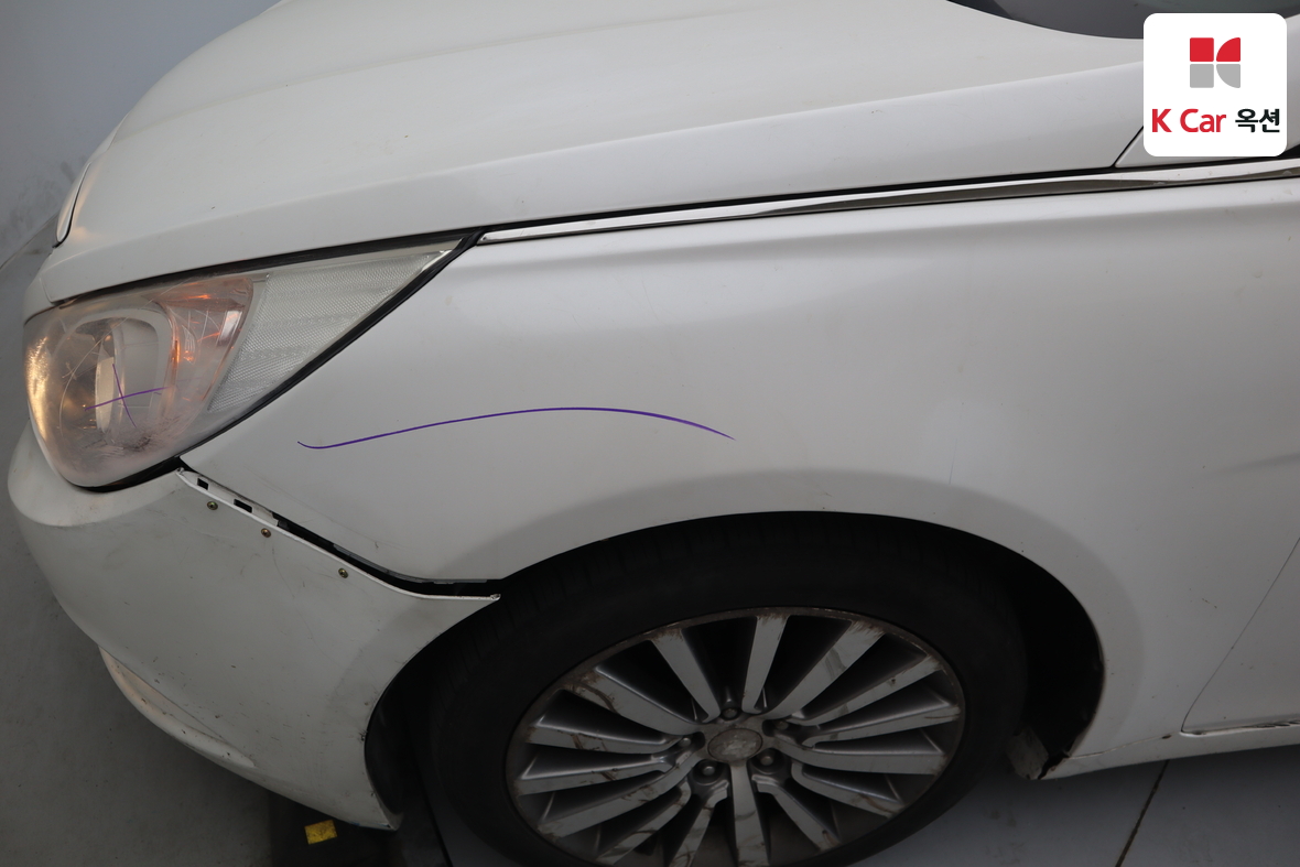 هيونداي سوناتا 2012 - صورة 42