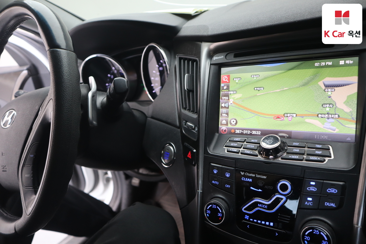 هيونداي سوناتا 2012 - صورة 11