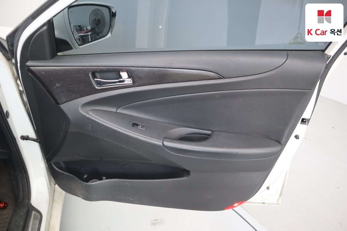 هيونداي سوناتا 2012 - صورة 27