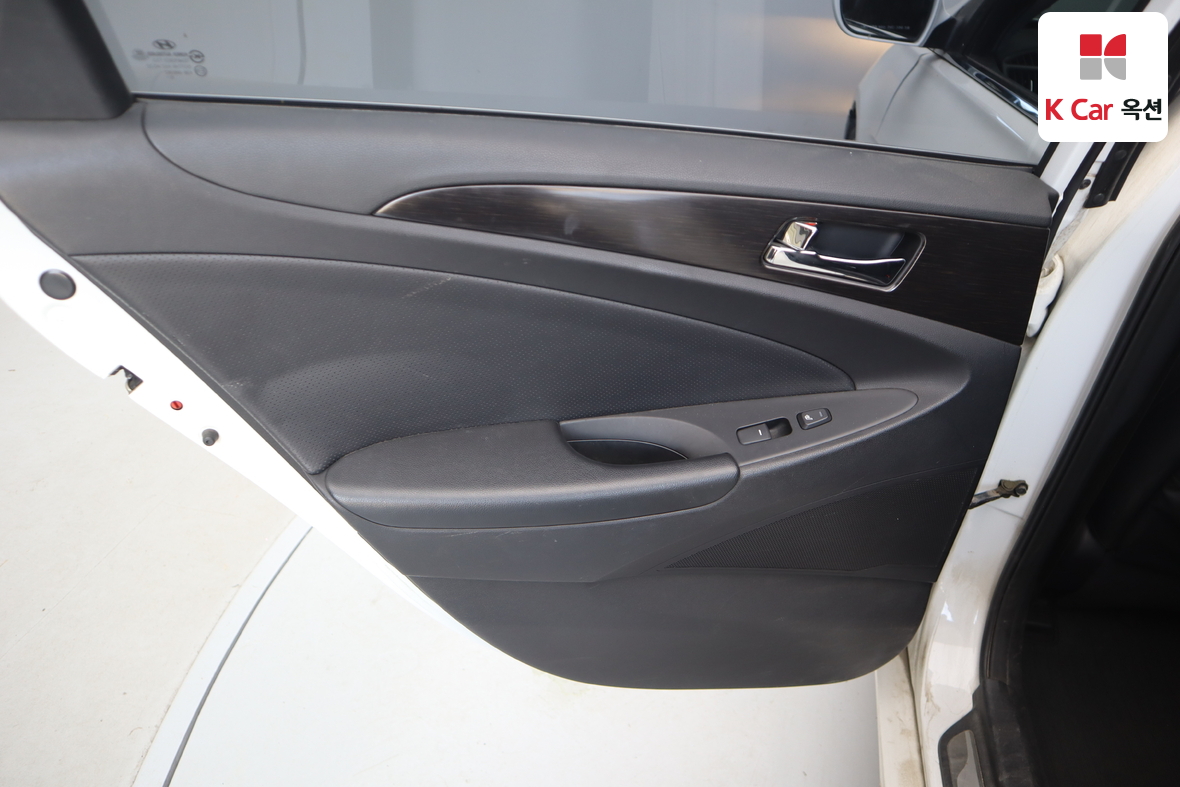 هيونداي سوناتا 2012 - صورة 21