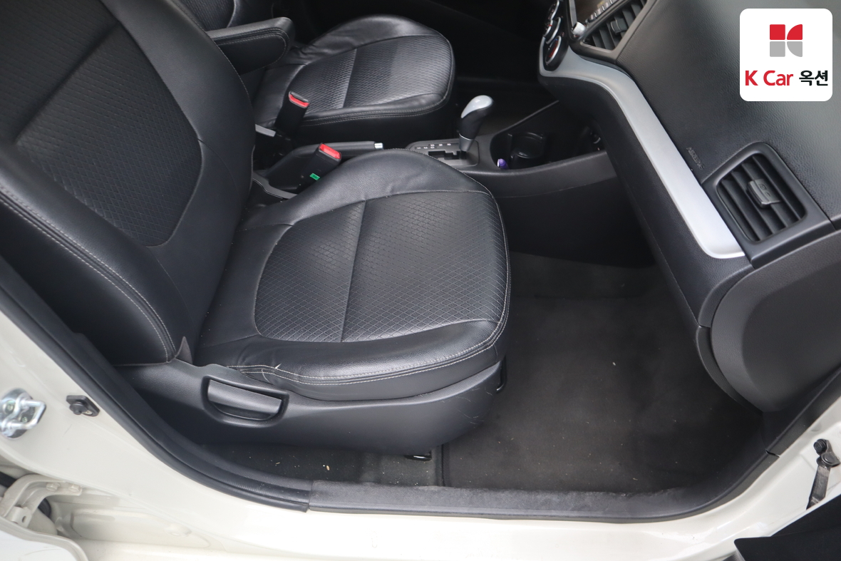 Kia Morning 2012 - Image 30