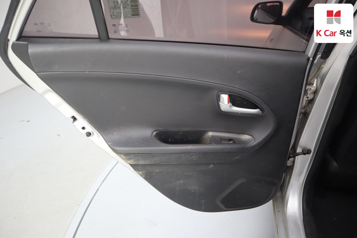 Kia Morning 2016 - Image 21