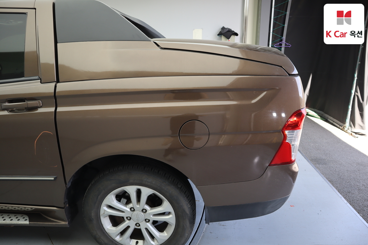 KG Mobility Korando Sports 2015 - Image 52