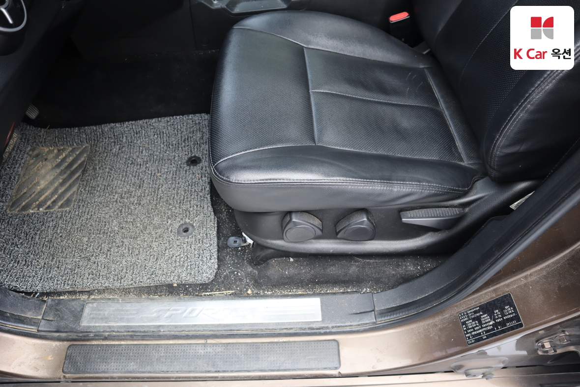 KG Mobility Korando Sports 2015 - Image 20