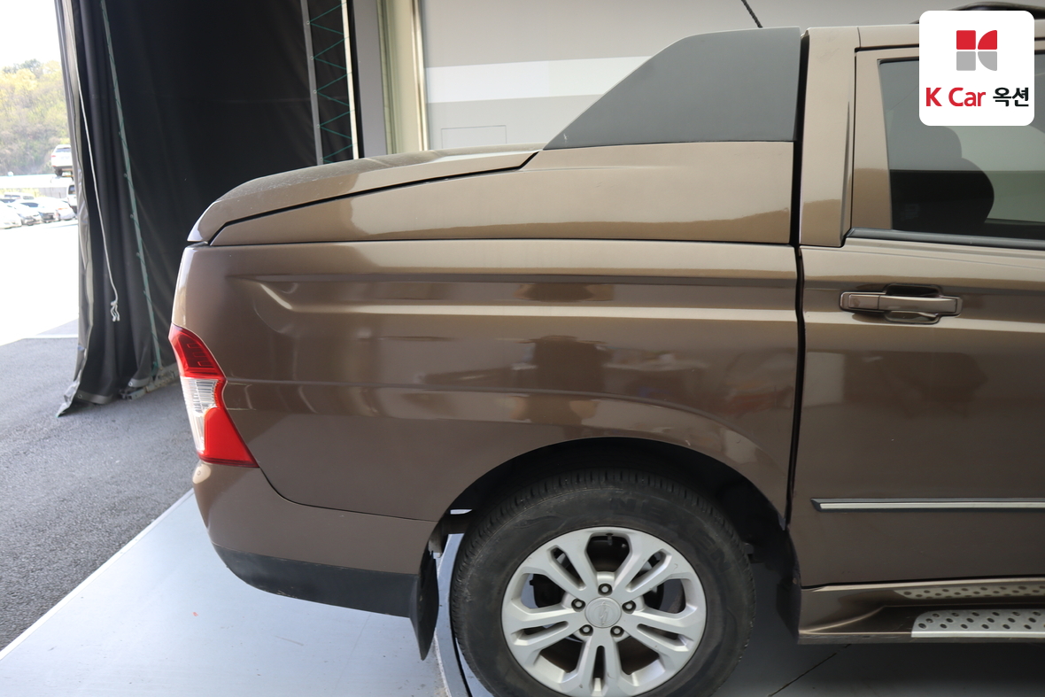 KG Mobility Korando Sports 2015 - Image 50