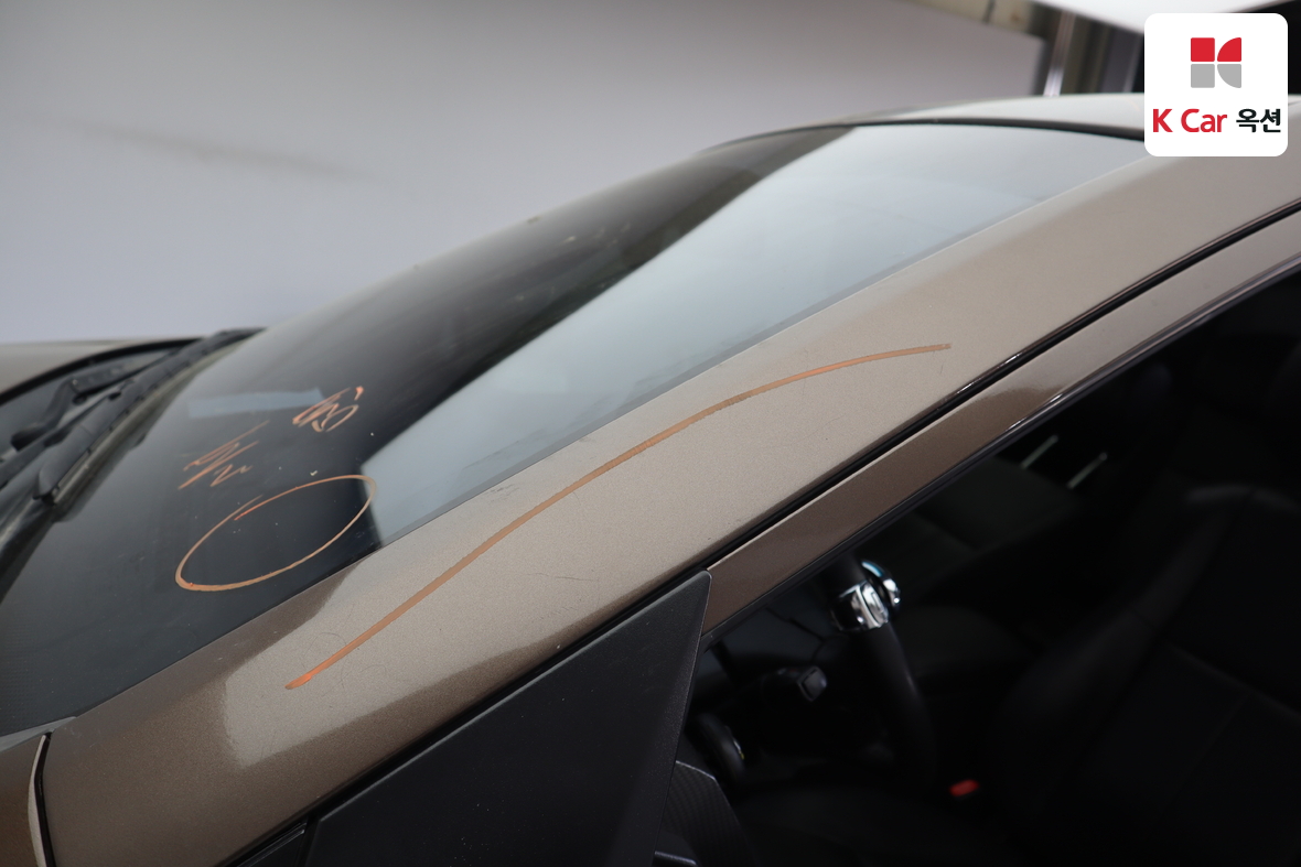 KG Mobility Korando Sports 2015 - Image 39