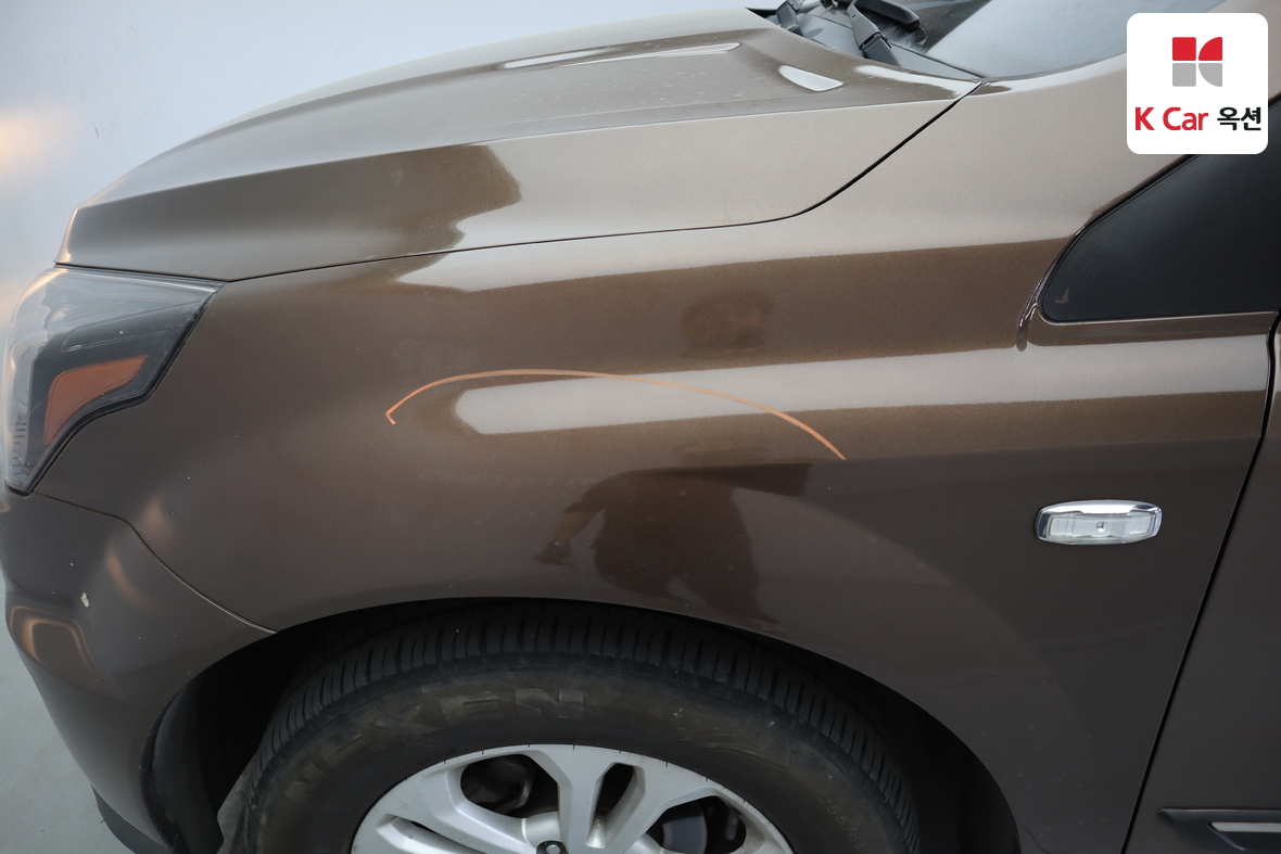 KG Mobility Korando Sports 2015 - Image 37