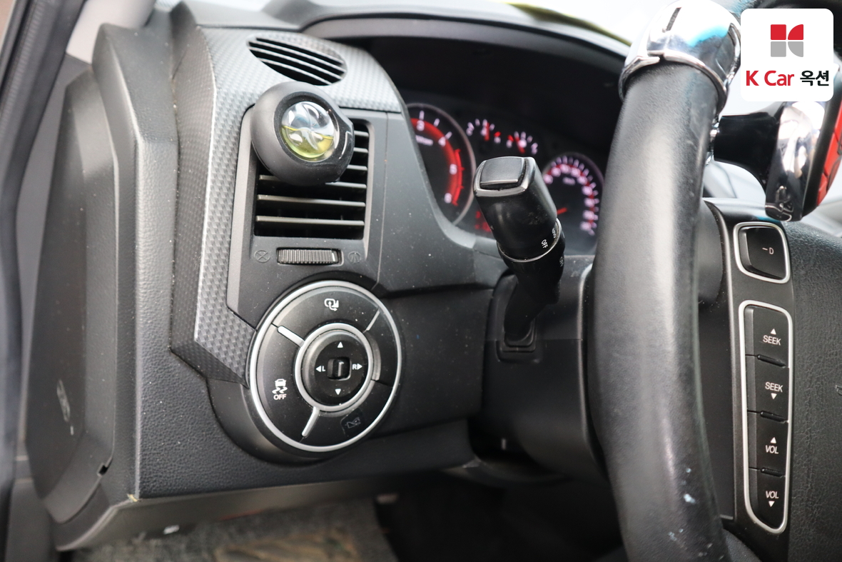 KG Mobility Korando Sports 2015 - Image 9