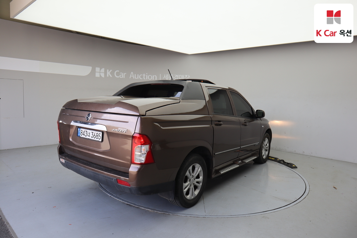 KG Mobility Korando Sports 2015 - Image 2