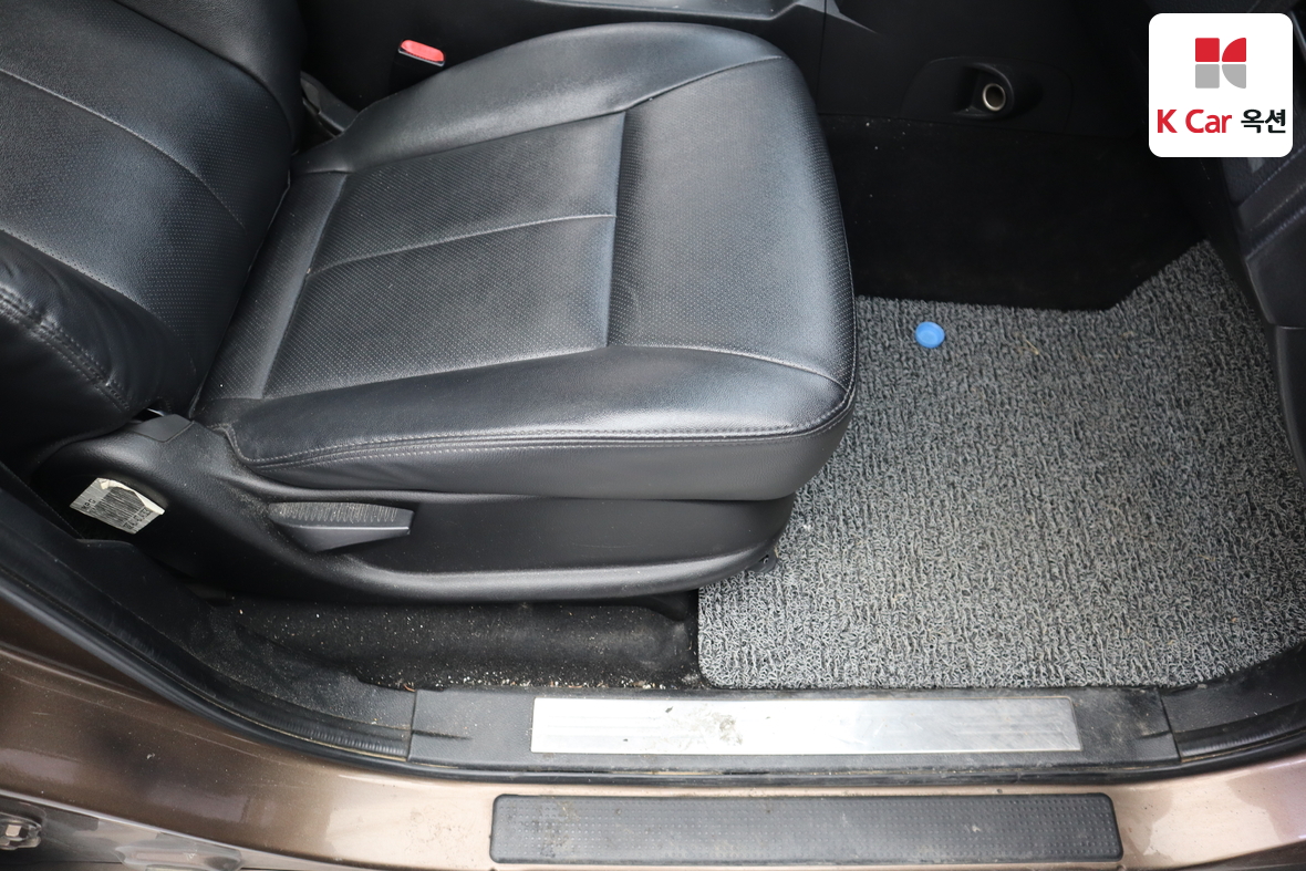 KG Mobility Korando Sports 2015 - Image 31