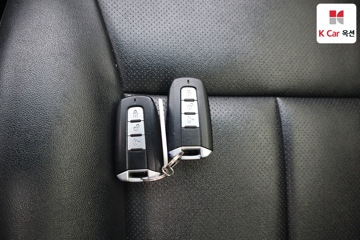 KG Mobility Korando Sports 2015 - Image 18