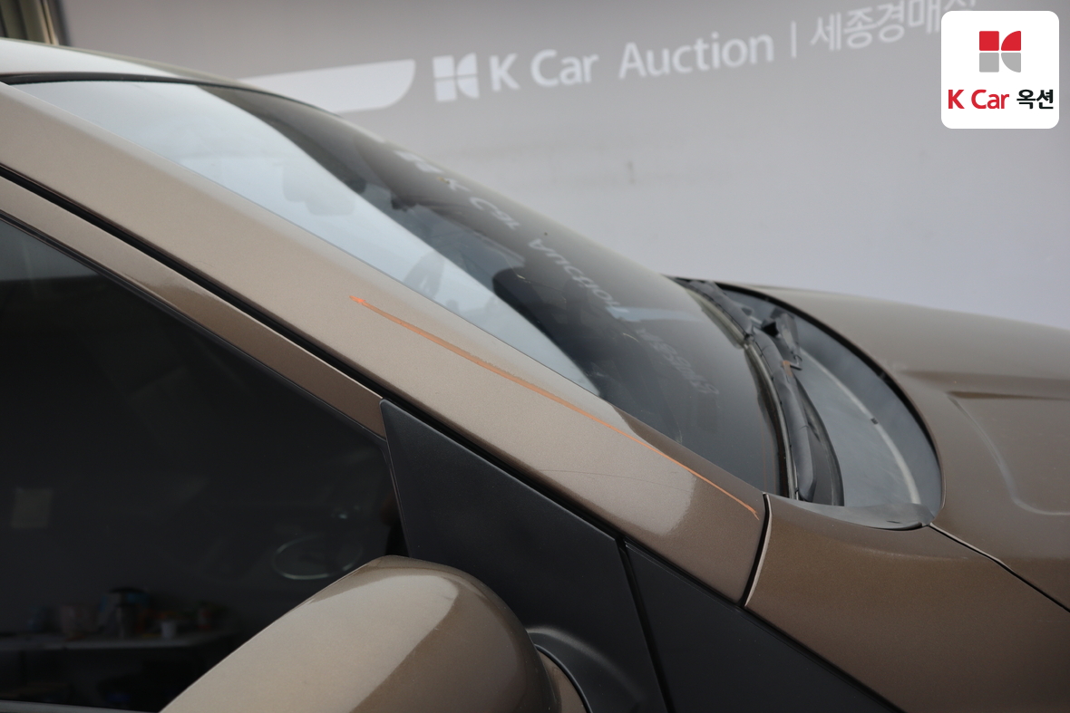 KG Mobility Korando Sports 2015 - Image 46