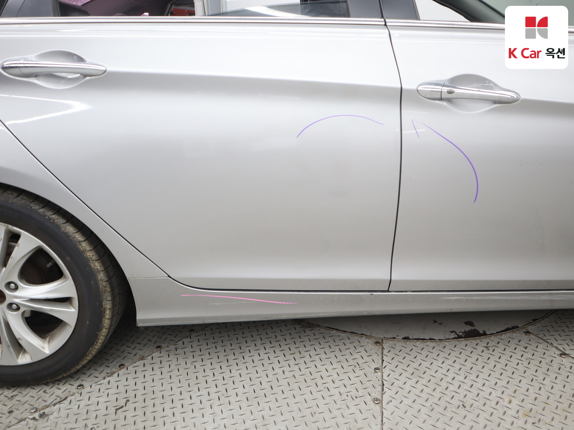 Hyundai Sonata 2010 - Image 44