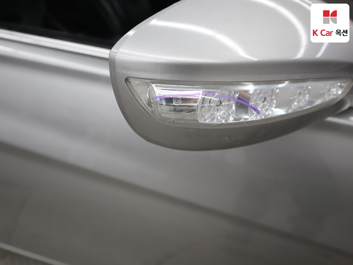 Hyundai Sonata 2010 - Image 45