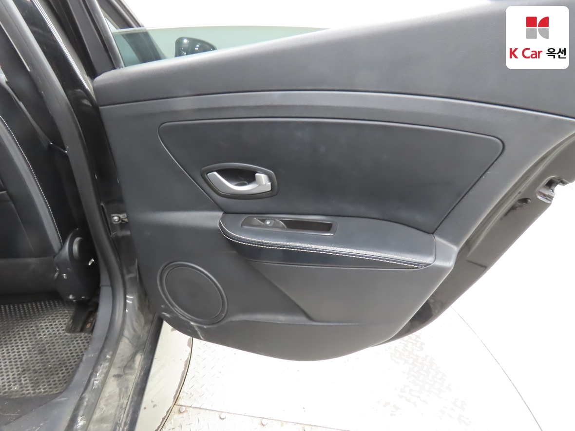 رينو سامسونج SM3 2015 - صورة 26