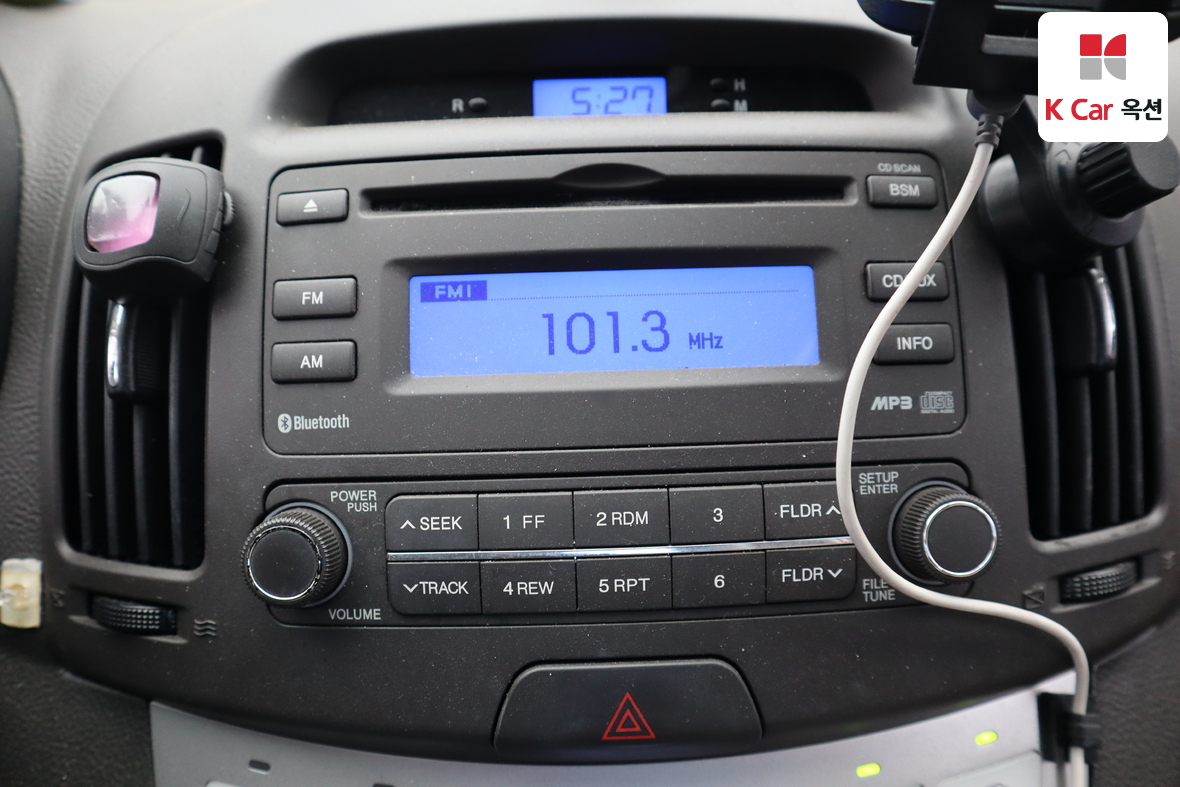 Hyundai Elantra 2010 - Image 13