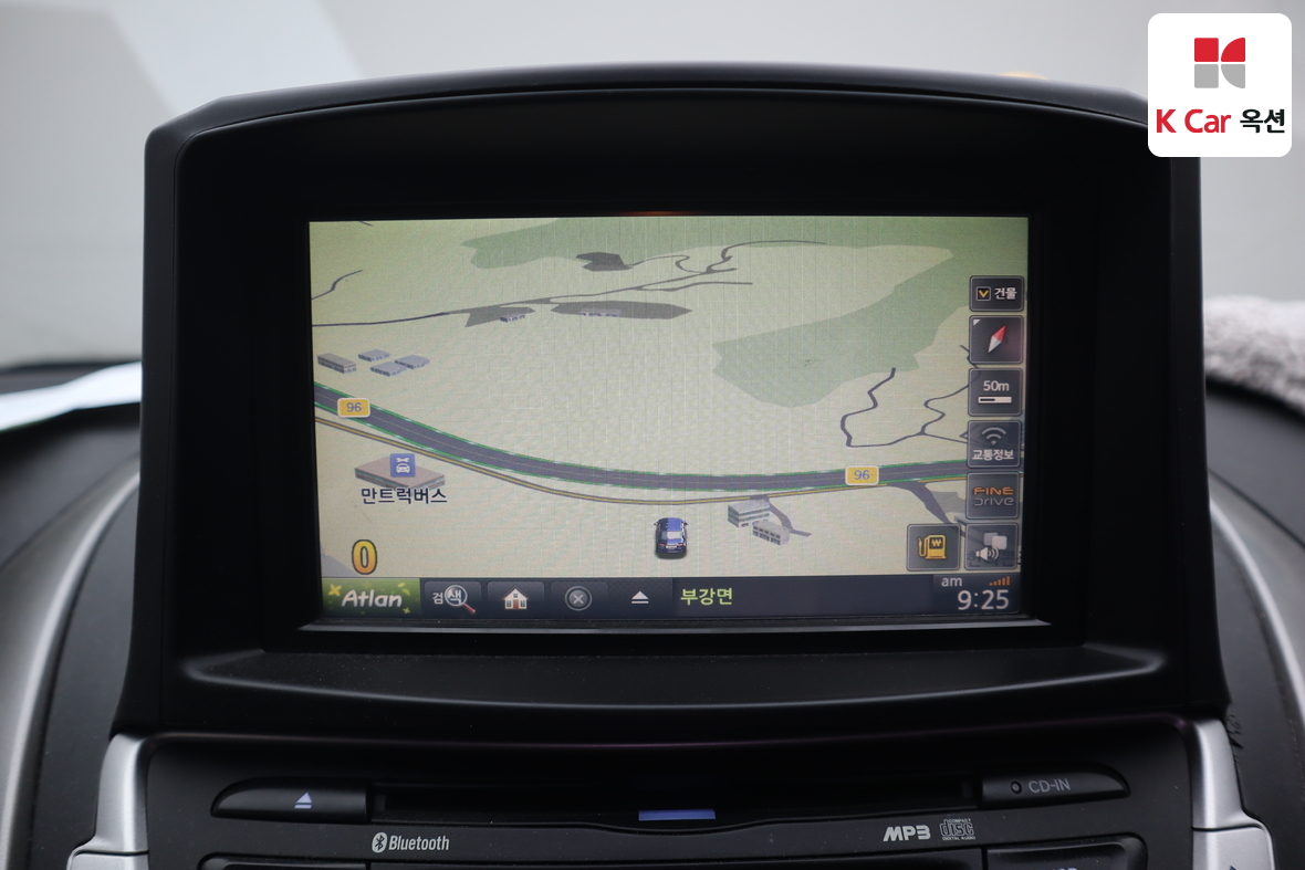 هيونداي إلانترا 2011 - صورة 13