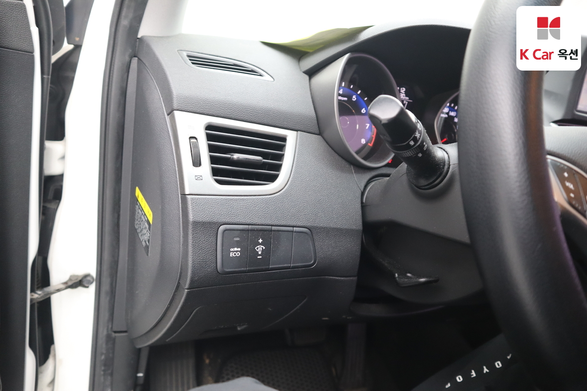 هيونداي إلانترا 2011 - صورة 9