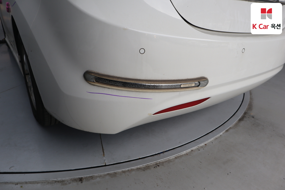 هيونداي إلانترا 2011 - صورة 40