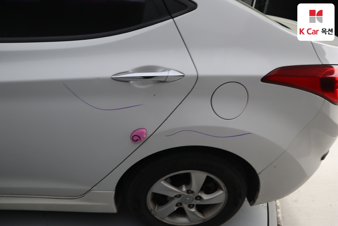 هيونداي إلانترا 2011 - صورة 38