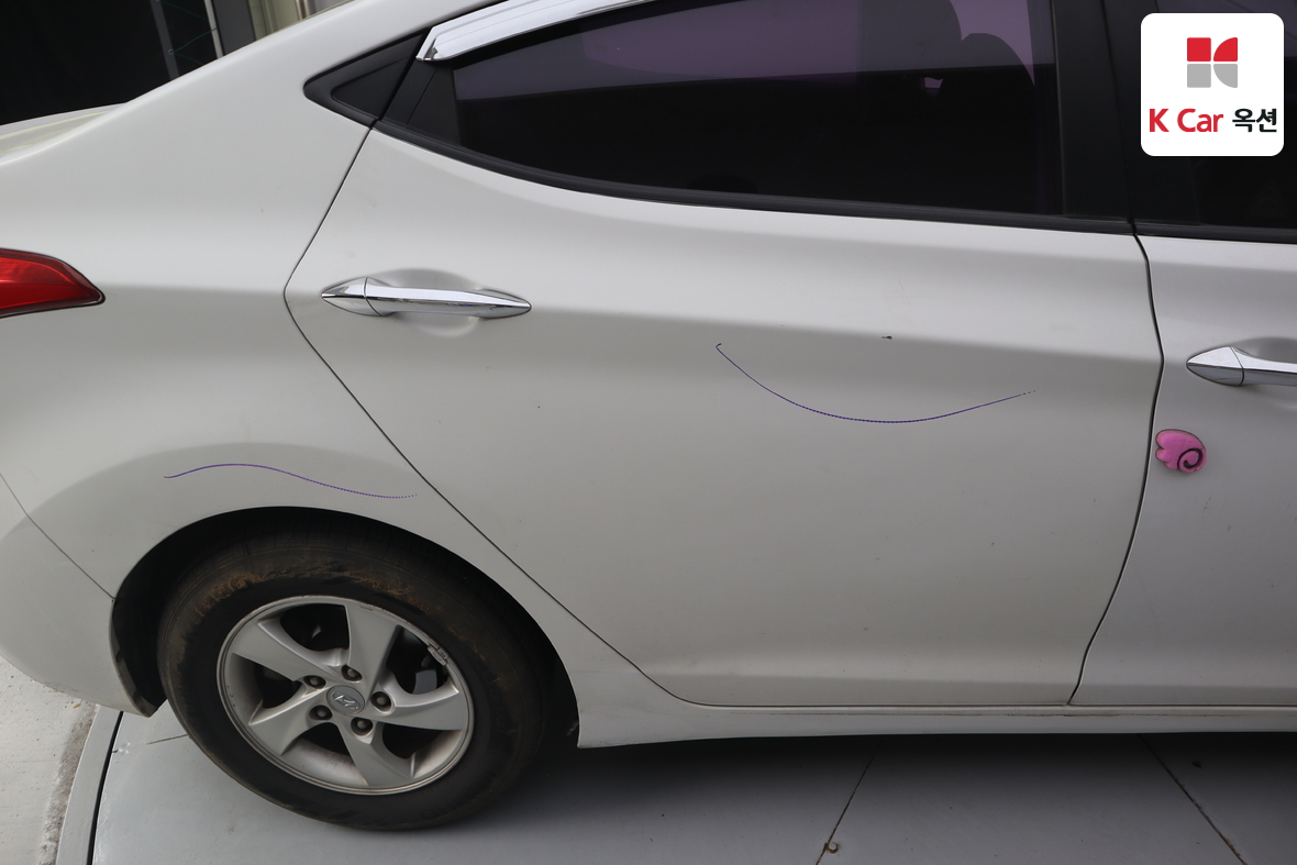 هيونداي إلانترا 2011 - صورة 33