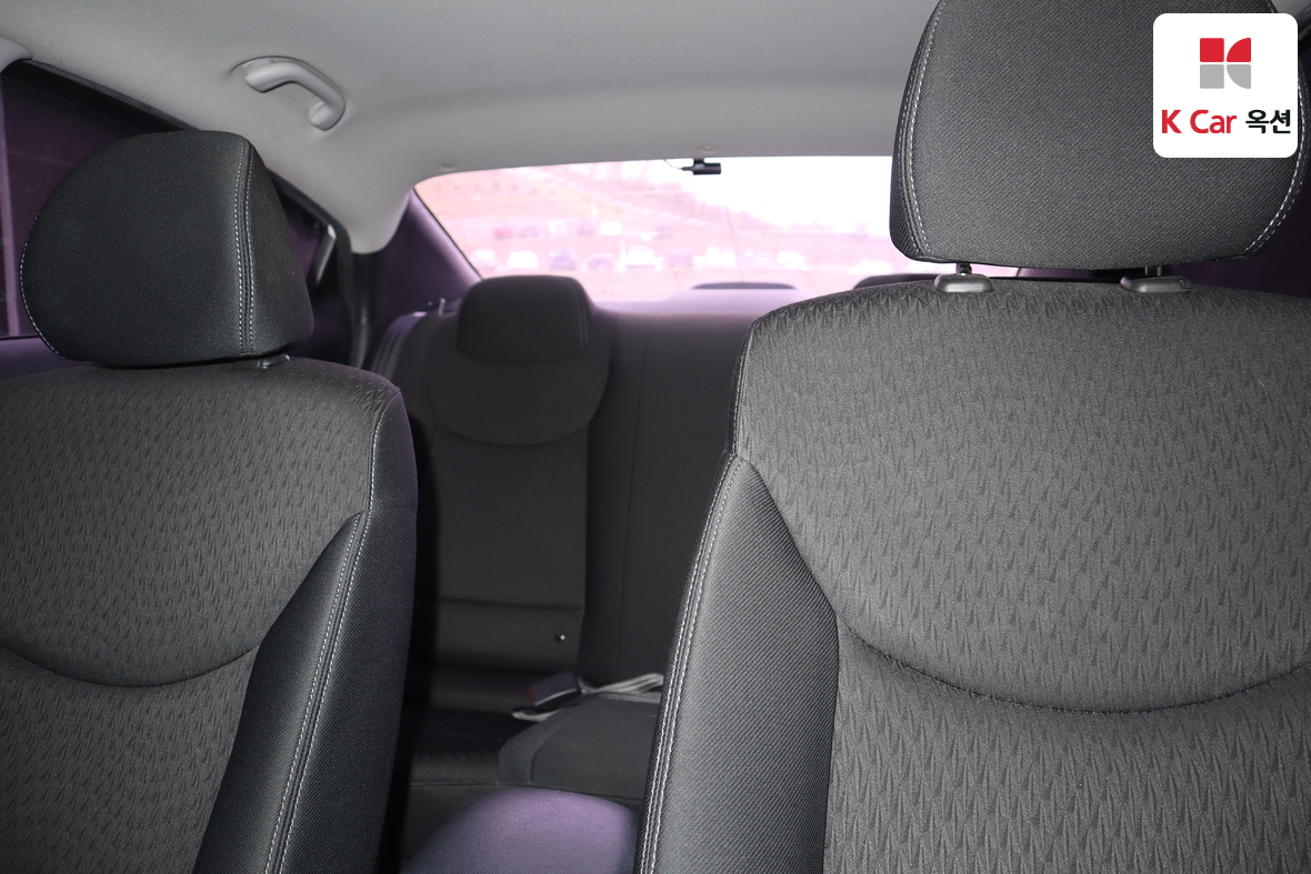 هيونداي إلانترا 2011 - صورة 18