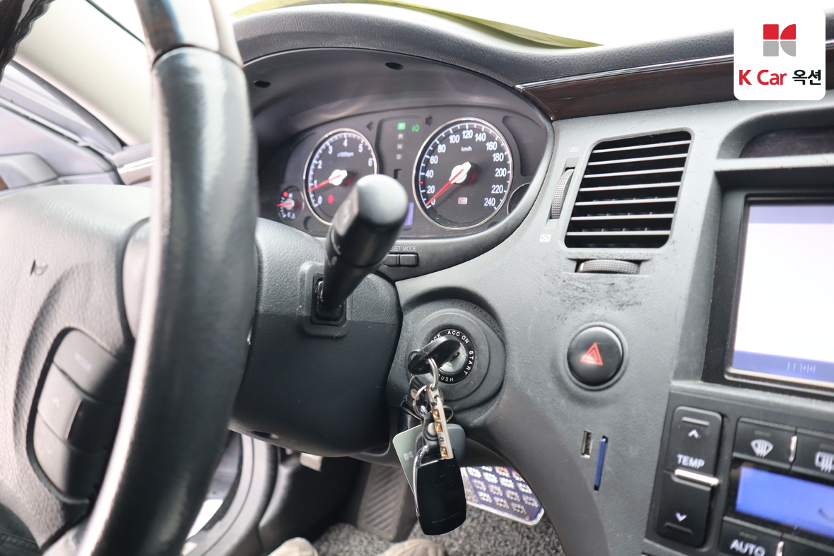 هيونداي جرانجر 2010 - صورة 11