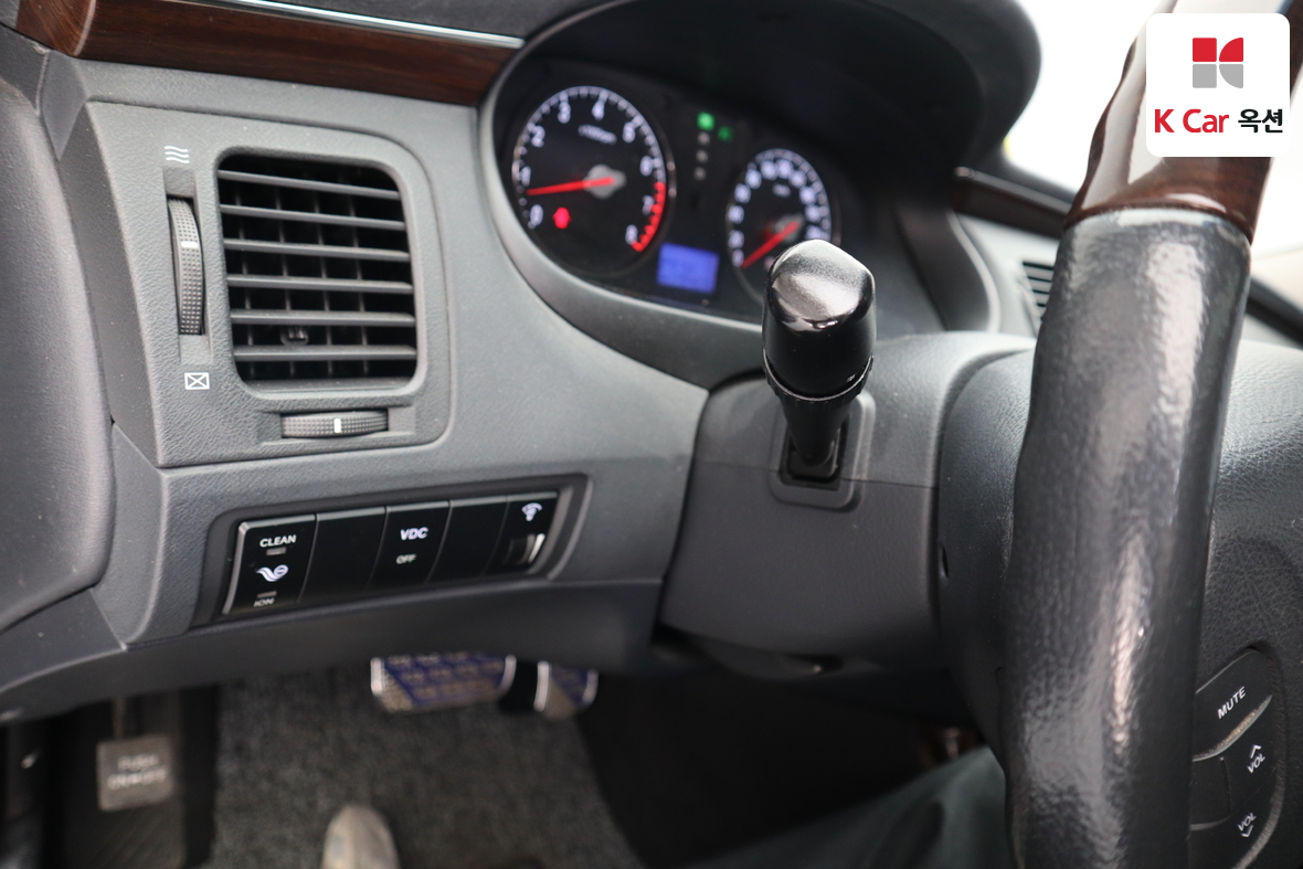 هيونداي جرانجر 2010 - صورة 9