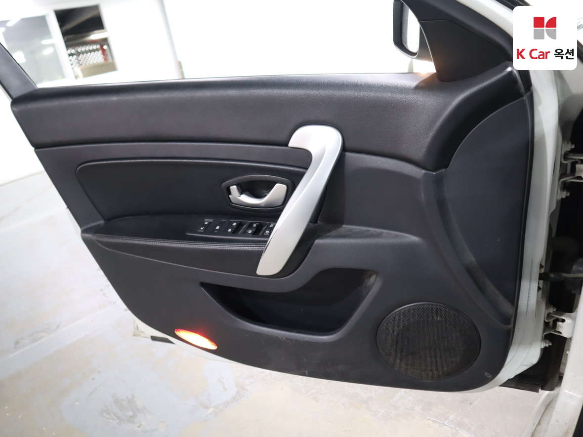 رينو كوريا 뉴SM5 2013 - صورة 8