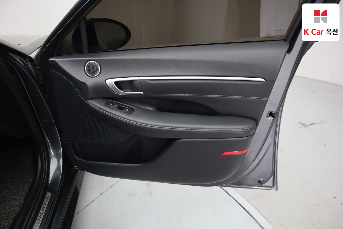 Hyundai Sonata - 28