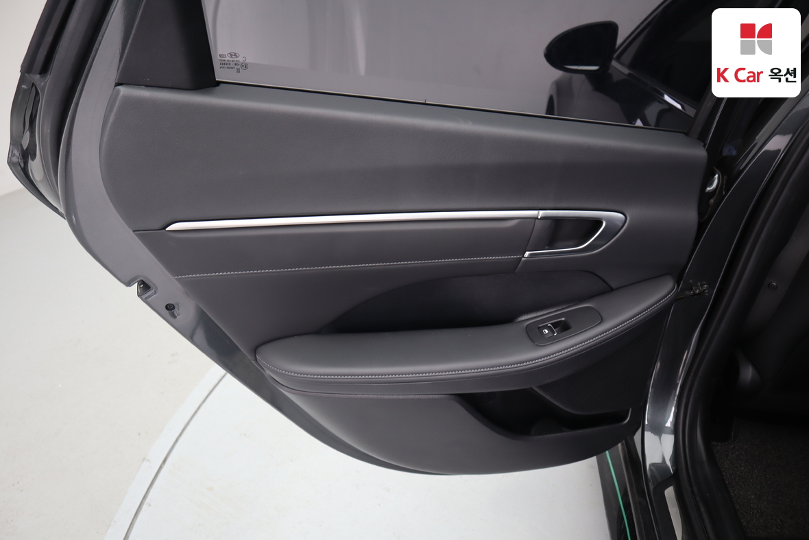 Hyundai Sonata - 22