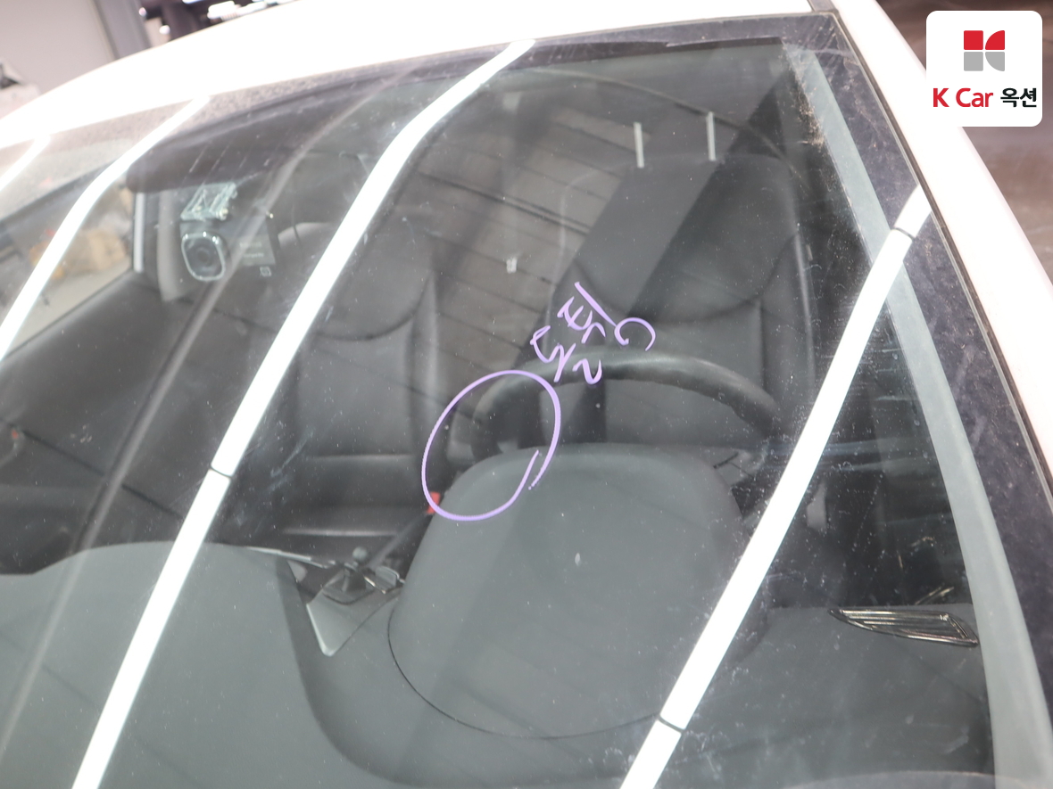 Hyundai Elantra 2015 - Image 33