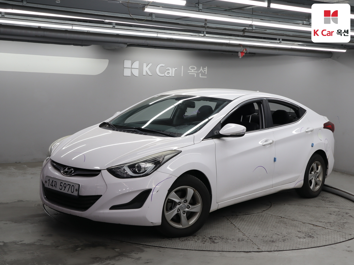 Hyundai Elantra 2015 - Image 1