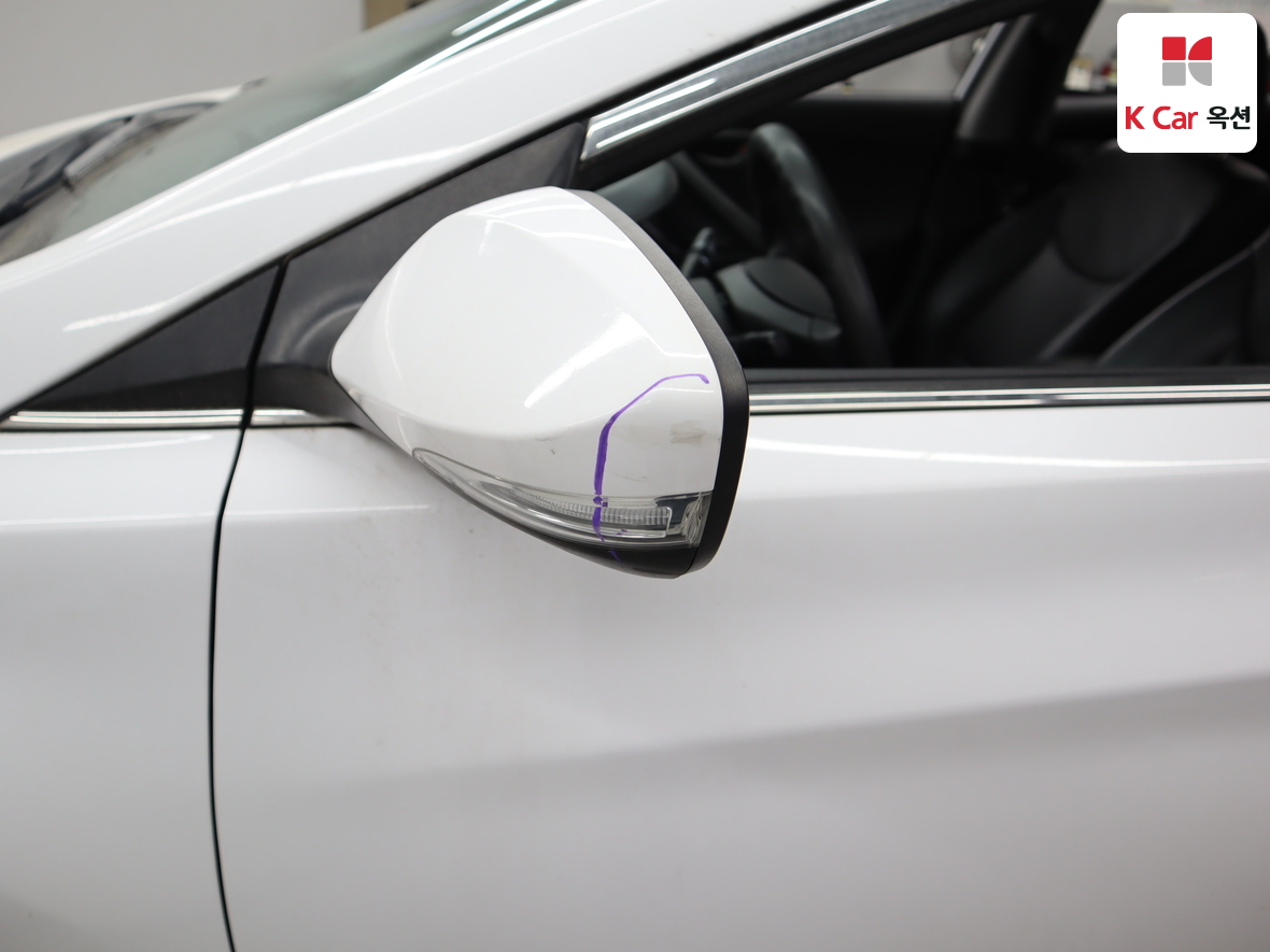 Hyundai Elantra 2015 - Image 34