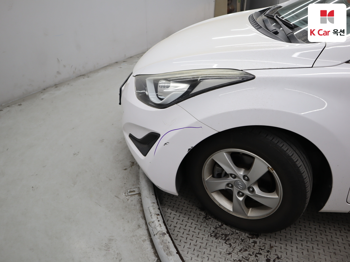 Hyundai Elantra 2015 - Image 37