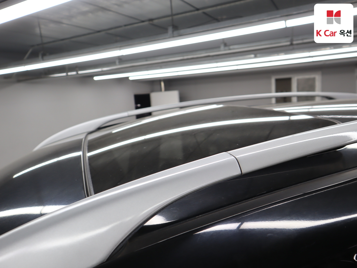 Hyundai Santa Fe 2011 - Image 23