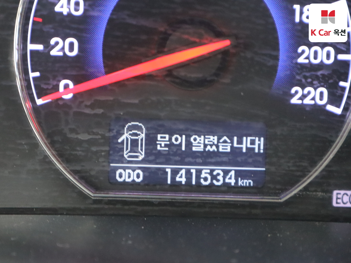 Hyundai Santa Fe 2011 - Image 4