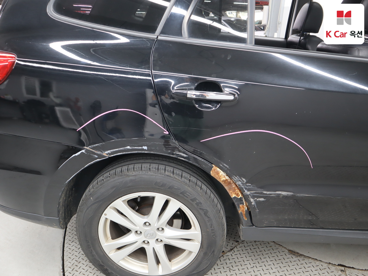 Hyundai Santa Fe 2011 - Image 46